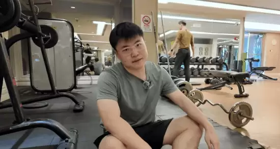 电竞传奇Uzi迎二胎!深度对谈谈退役后未来规划