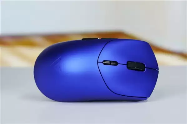 质感金属漆涂装!雷柏VT7二代系列鼠标图赏