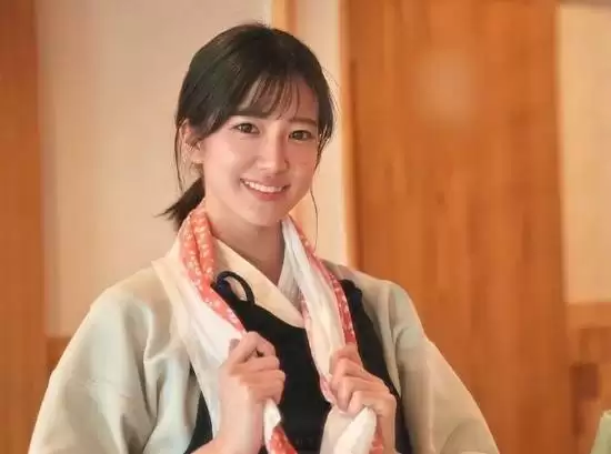 剑道少女佐藤明里:英姿与柔美并存的魅力偶像