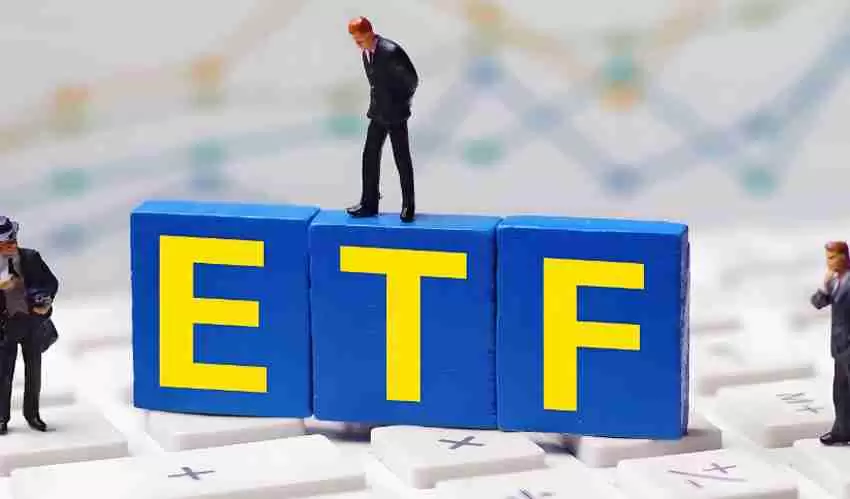 相比现货 ETF,加密财库为何是更优解?一文了解