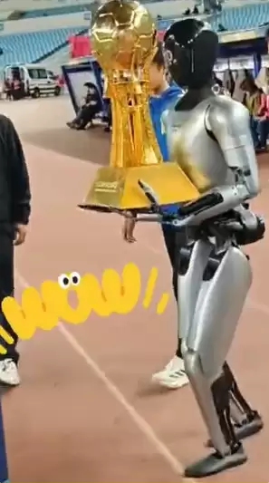 科技感拉满！“苏超”决赛颁奖典礼将由机器人送冠军奖杯
