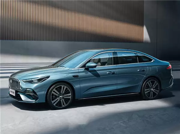 油耗2L级全球最低!吉利银河星舰6上市:限时6.88万起