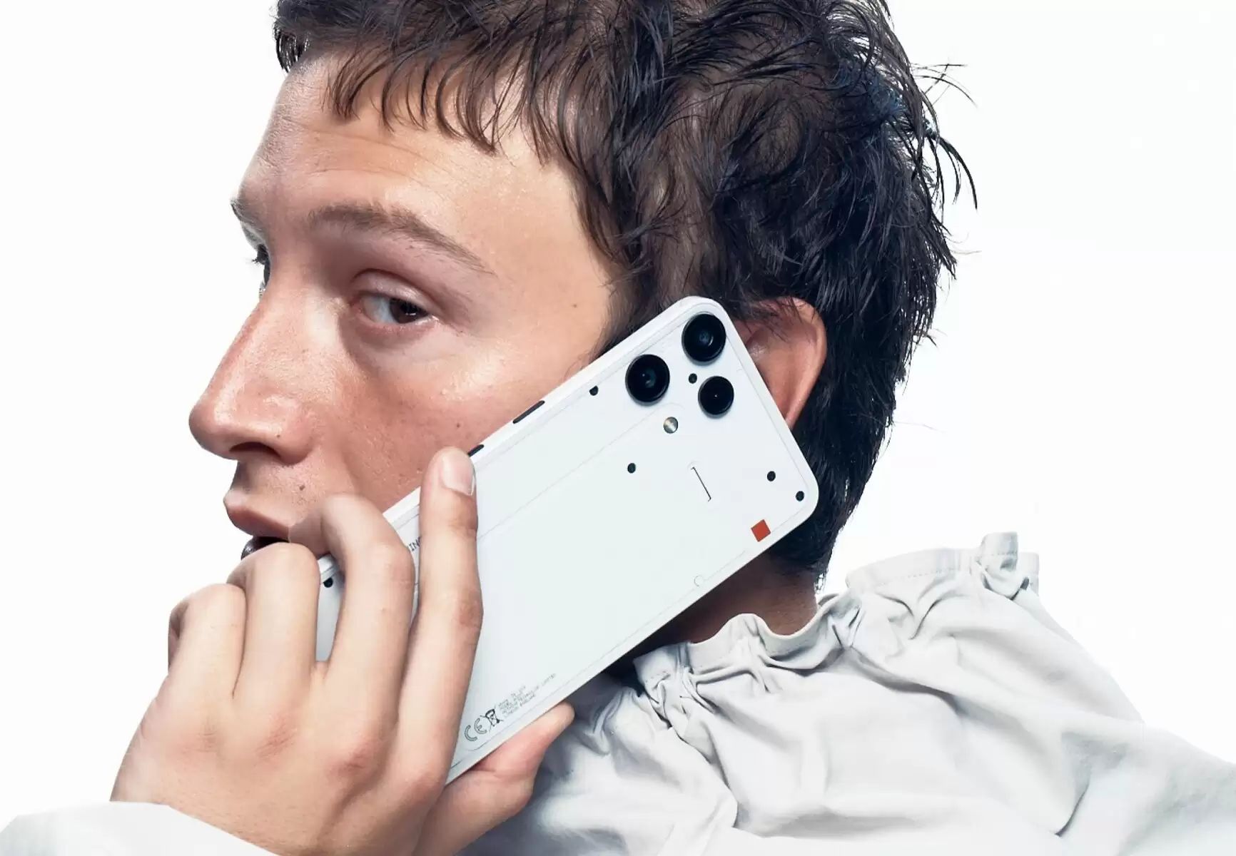 Nothing Phone (3a) Lite 手机发布：天玑 7300 Pro 芯片、6.77 英寸 120Hz 屏幕，后盖配备 LED 灯