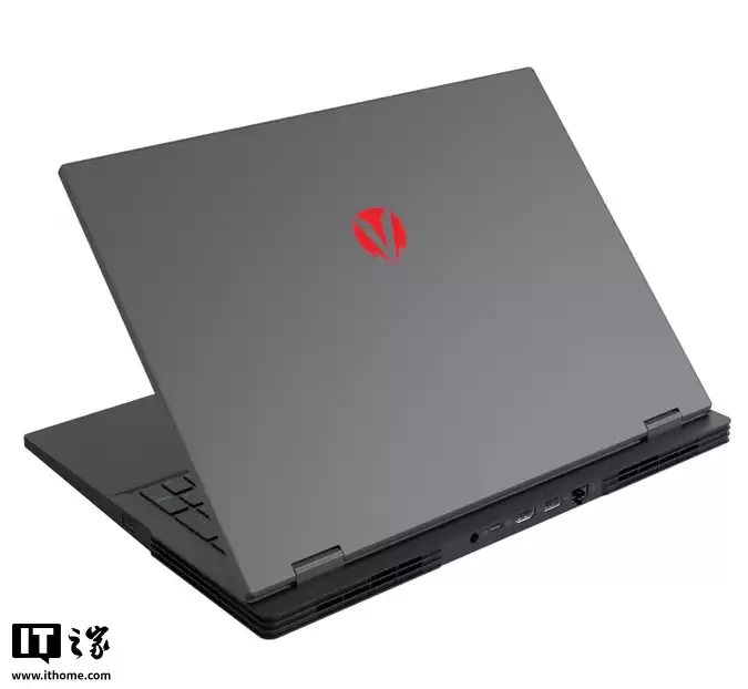 7999 元起神舟战神 T8 Plus 笔记本电脑发布:RTX 5060、180Hz 屏、内吹散热