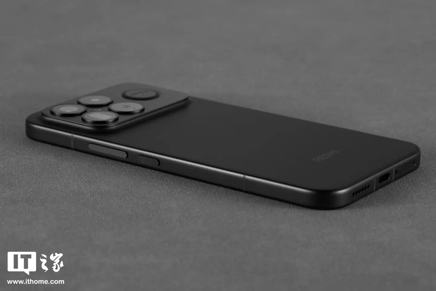 【IT之家开箱】Redmi K90 Pro Max 黑色款手机图赏:全新设计语言,质感出众