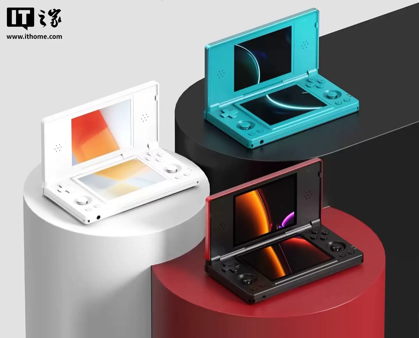 外观致敬任天堂 NDSL:ANBERNIC 安伯尼克 RG DS 双屏掌机曝光,搭载 RK3568 芯片