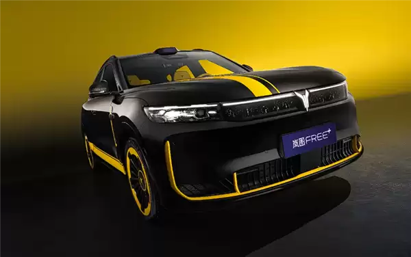 岚图FREE+运动版上市，27.99万起配高阶智驾与豪华配置