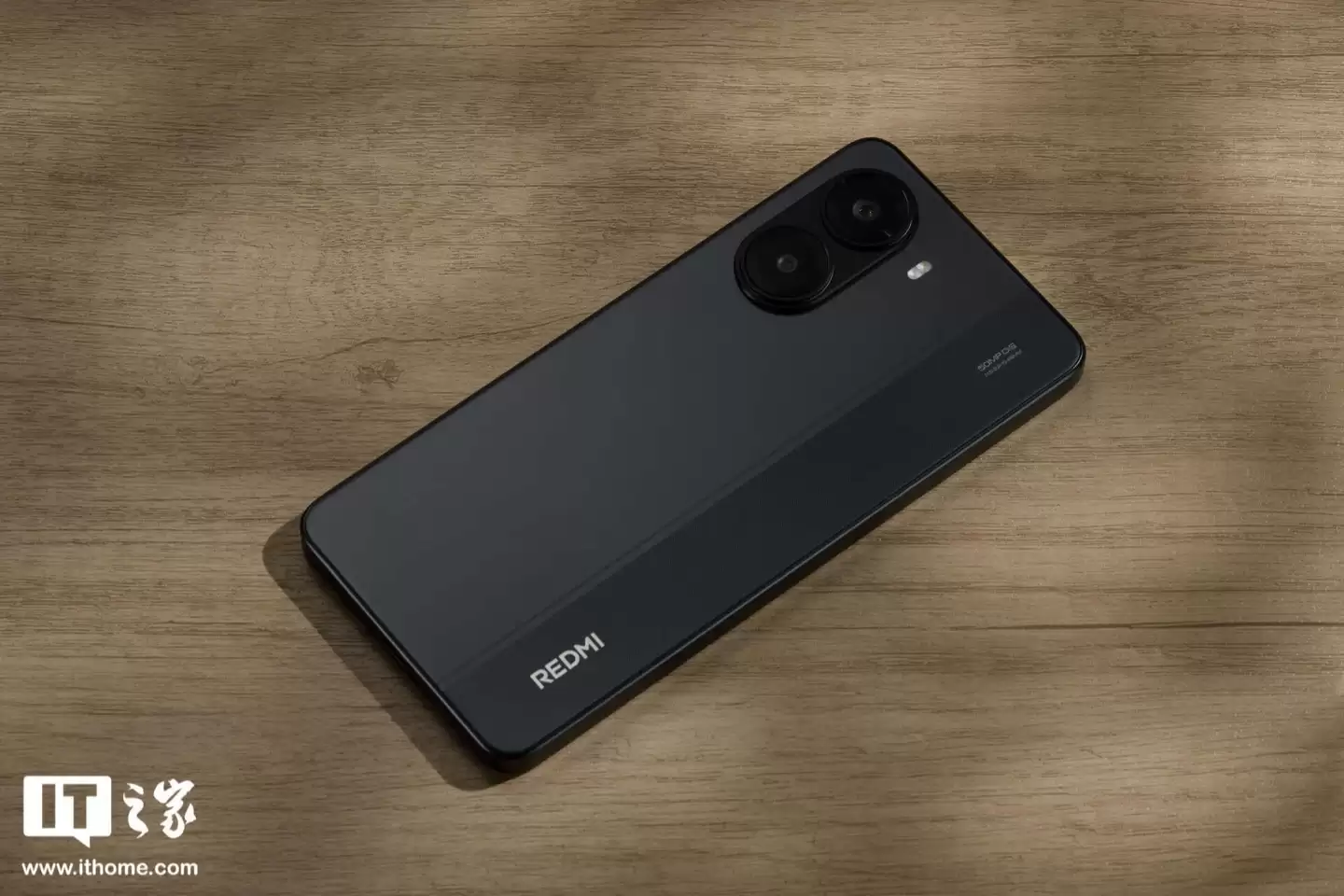 联发科天玑 8500 规格曝光:8 核 A725 全大核架构,GPU 理论性能超骁龙 8s Gen4