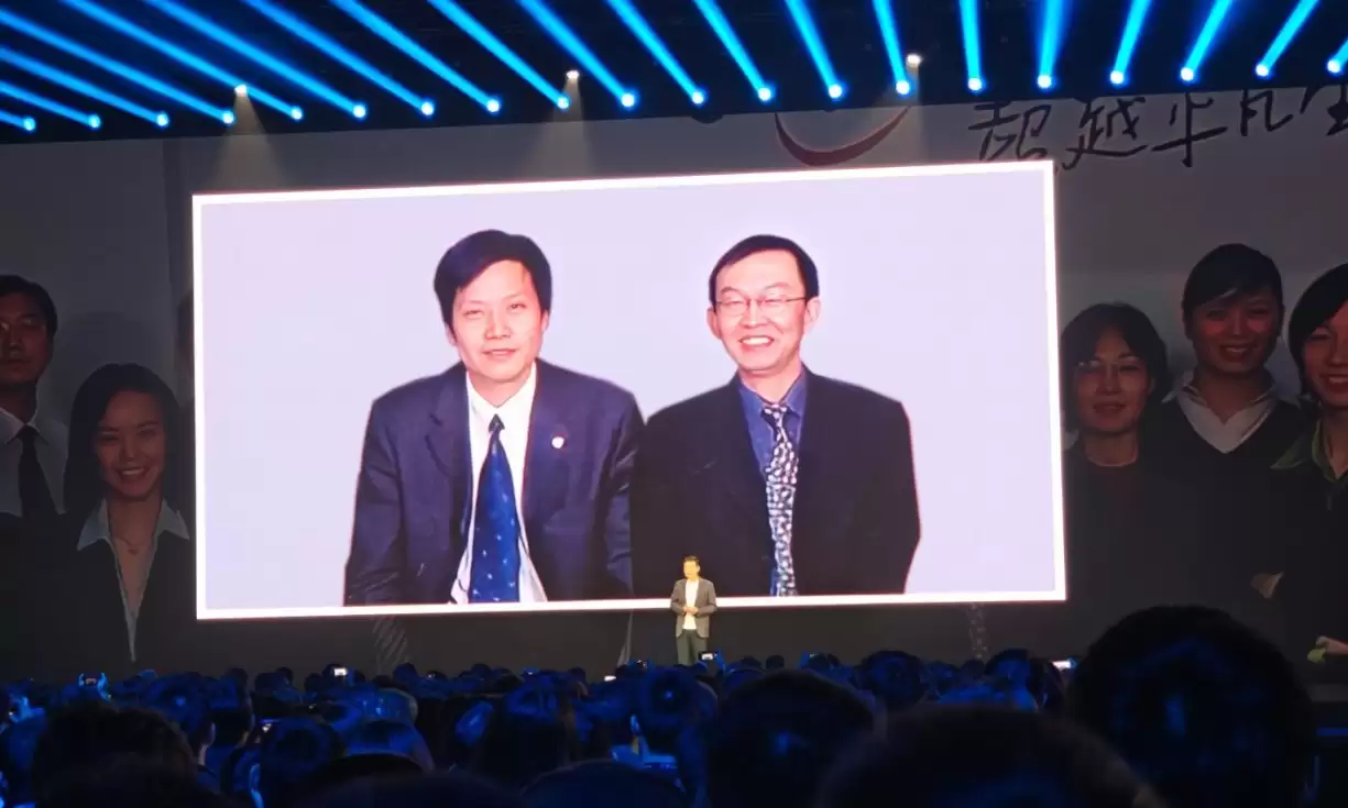 55岁再创业!「榜一大哥」陈年竟能让雷军做免费「代言人」?