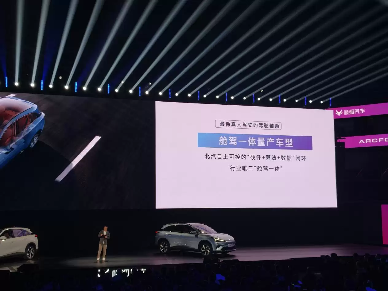 457f89bc06649e76c1e3e71afc4a1603