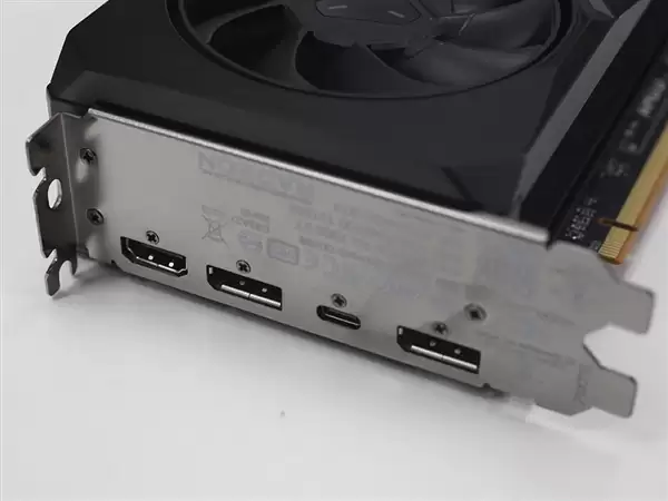 AMD RX 7900显卡的USB-C接口废了!不再能充电