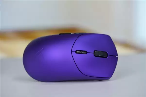 质感金属漆涂装！雷柏VT7二代系列鼠标图赏