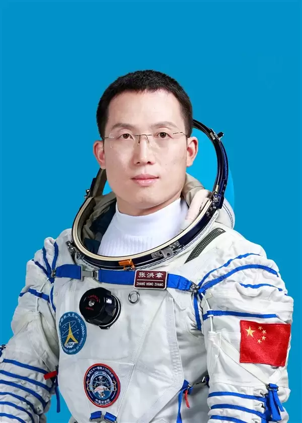 年龄最小的中国航天员来了！神二十一乘组确定张陆、武飞、张洪章