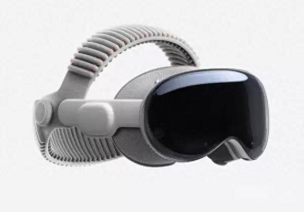 新款苹果Vision Pro亮相  iphone16为新机让路跌至爱疯价！