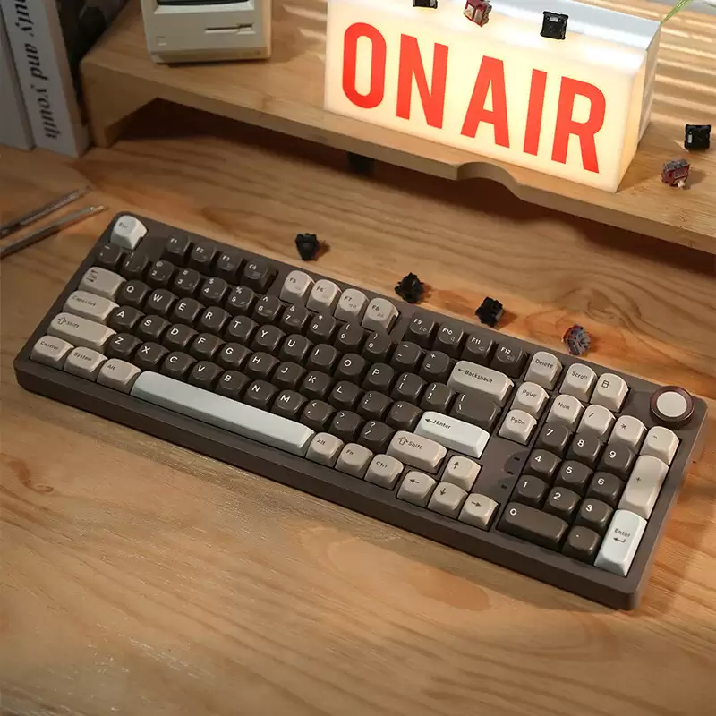 SKN 推出青龙 4.0 Ultra 机械键盘：双 8kHz + 长续航，首发环诺黑曜轴