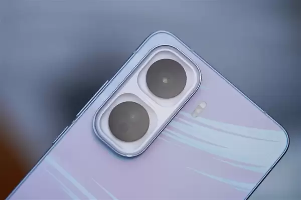 同档唯一2K LTPO屏！iQOO Neo11图赏