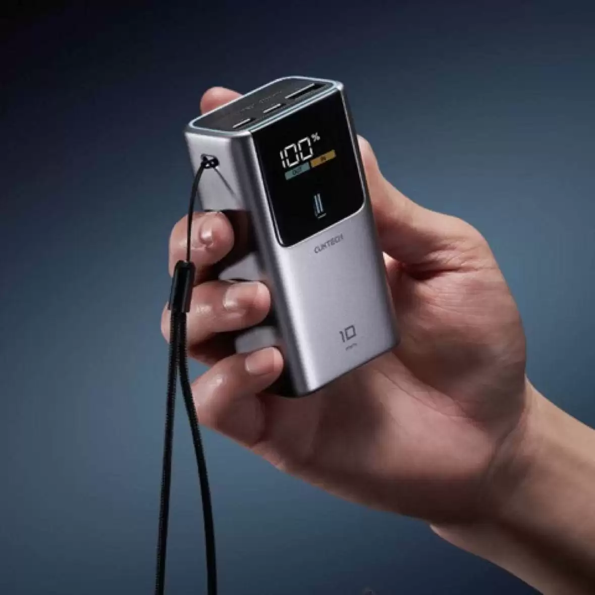 酷态10号电能棒Mini破价至93.9元，支持55W快充