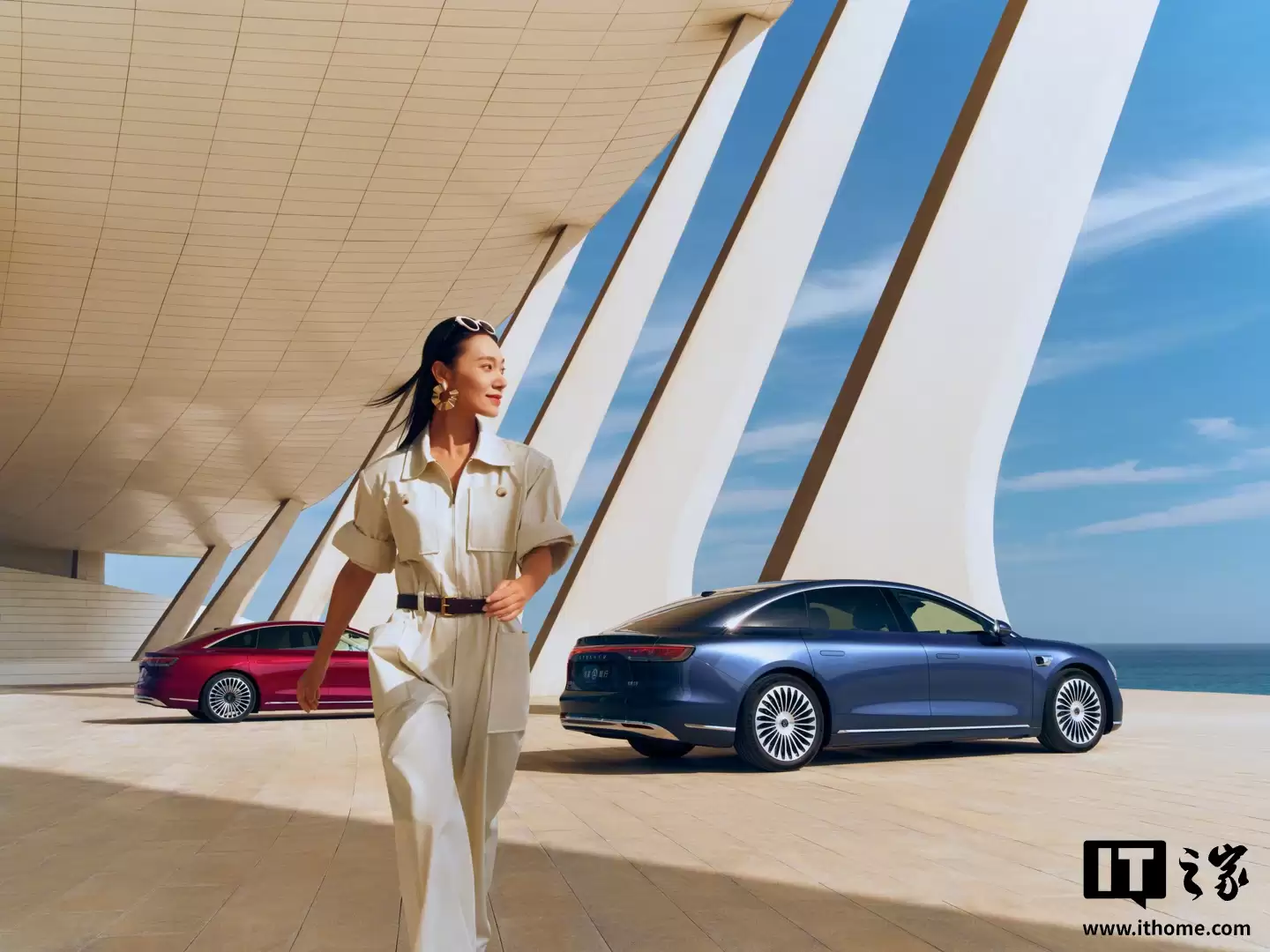 鸿蒙智行新款享界S9“全景智慧旗舰轿车”官宣即将开启预订,本月上市