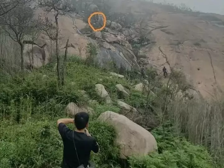 男子被困悬崖3天2夜靠无人机救命