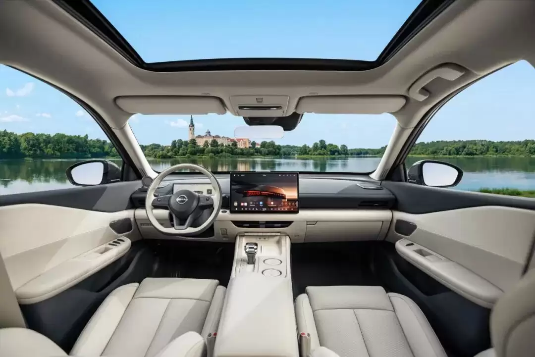 全球首个鸿蒙座舱燃油车：东风日产新款天籁设计手稿公布