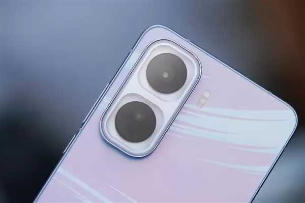 同档唯一2K LTPO屏！iQOO Neo11图赏