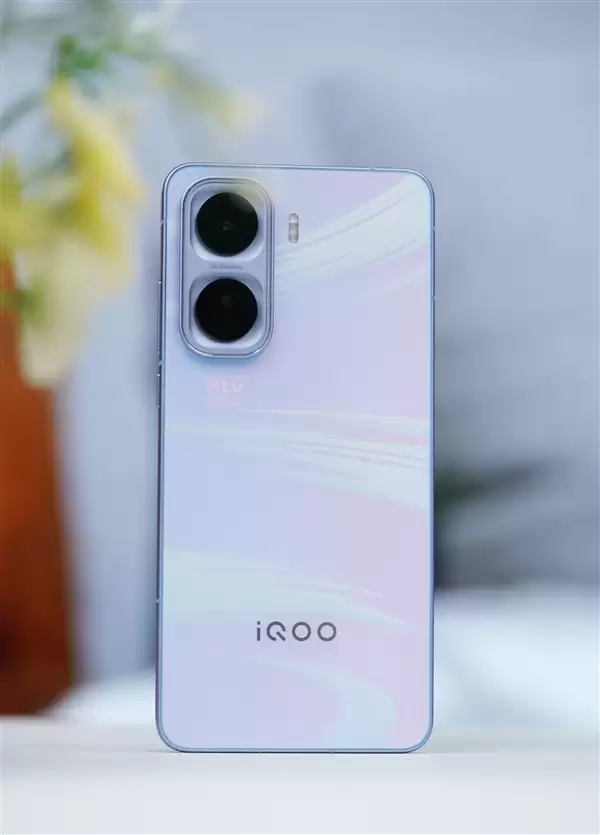 同档唯一2K LTPO屏！iQOO Neo11图赏