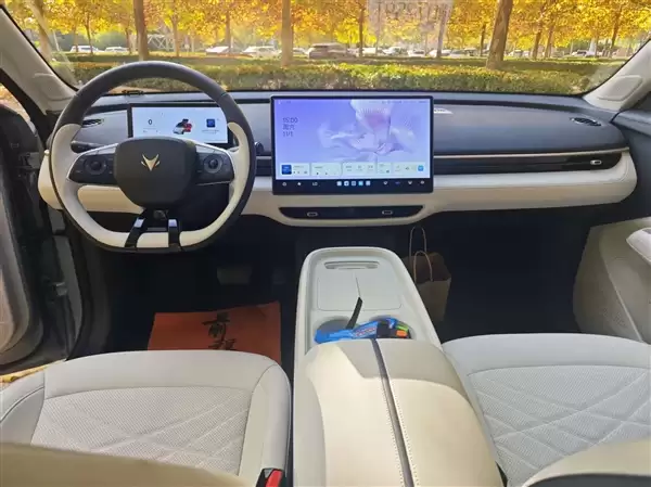 上市不到1月交付就破万台 6.28万起的极狐阿尔法T1为何能一举破圈