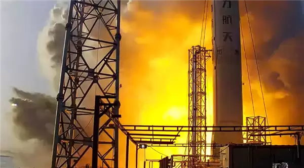 可复用25次!星河动力智神星一号火箭一子级动力系统海上试车成功