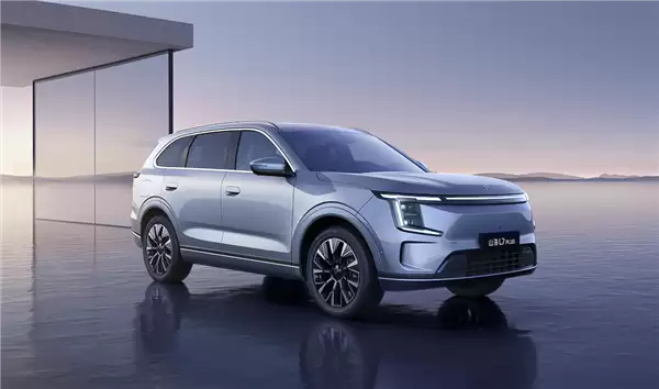 险境求生！15米翻滚坠坡人车无碍 车主复购捷途山海L7+PLUS