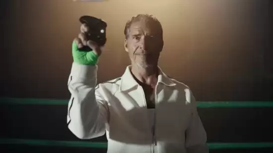 微软新Xbox广告遭玩家炮轰：拳击手代言被批荒谬