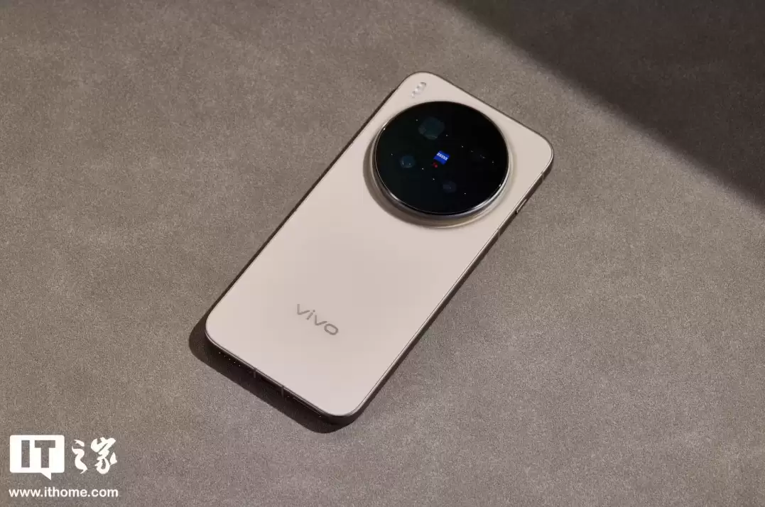 vivo X300 / OPPO Find X9 系列销量口碑双丰收，天玑 9500 终端体验获认可