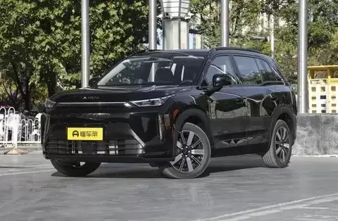 广汽埃安AION I60发布:纯电增程双版本,续航突破1240公里