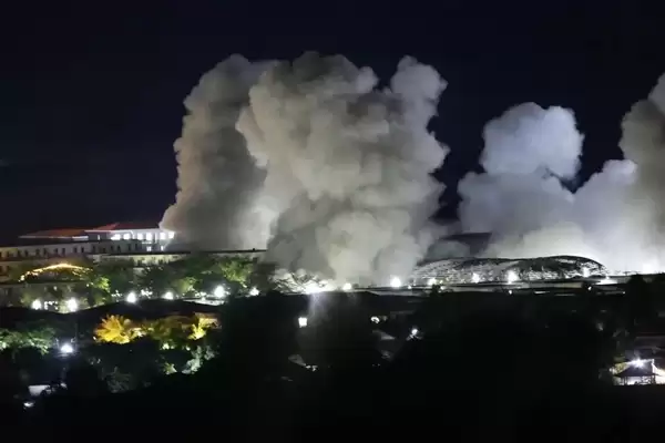 卫星揭秘缅甸妙瓦底KK诈骗园区:2年扩大3倍、豪车遍地、武装岗哨看守