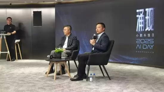小鹏为何联合高德打造最大Robotaxi 平台 何小鹏：因为以前是老东家