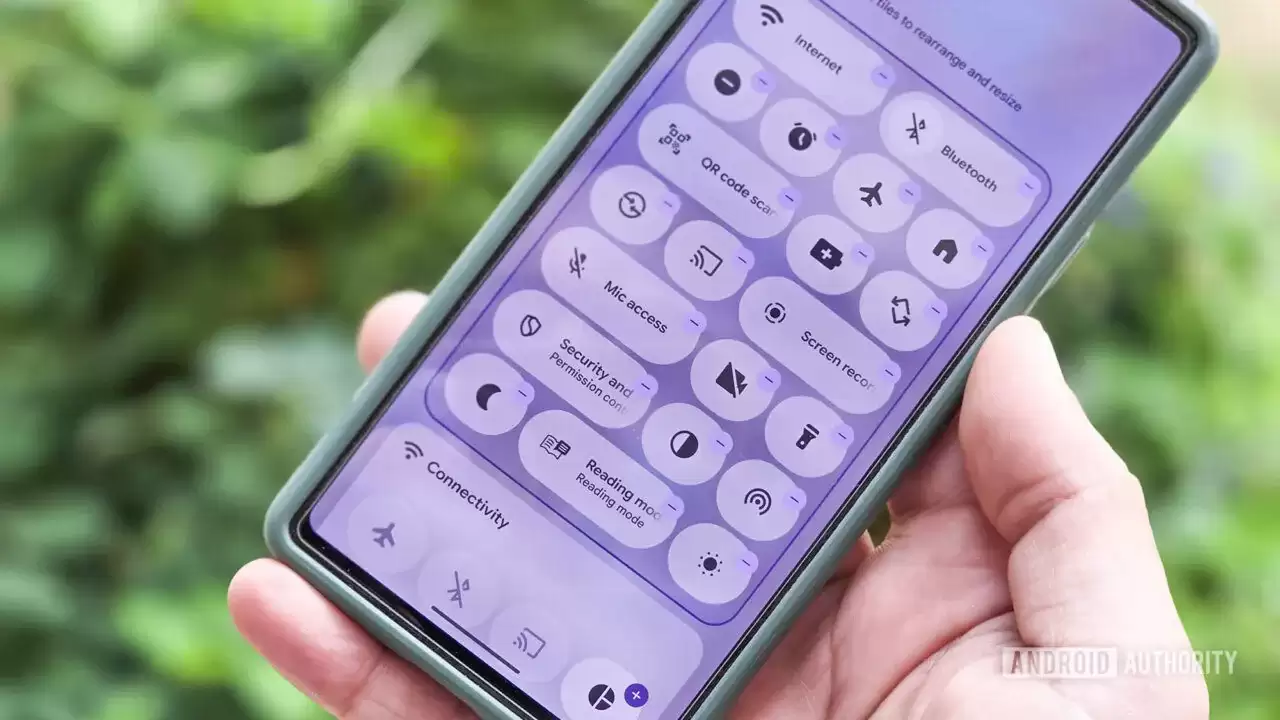 三星 One UI 8.5 改造快速设置面板:像小组件灵活定制,单手轻松驾驭