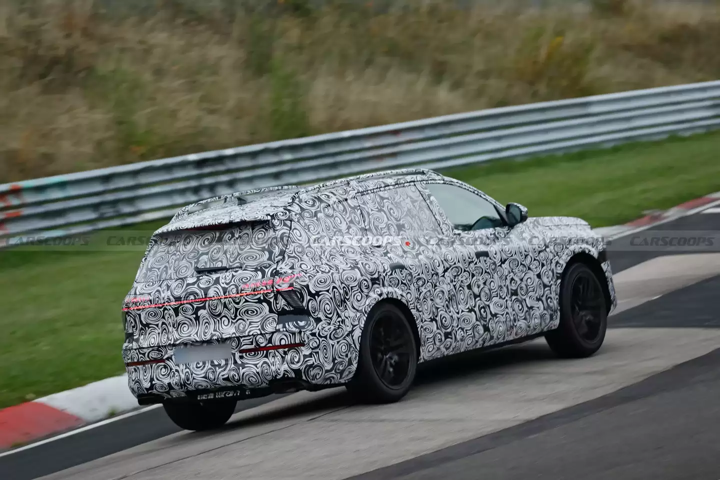 剑指迈巴赫 GLS,奥迪全新顶级旗舰 SUV Q9 Horch 谍照曝光