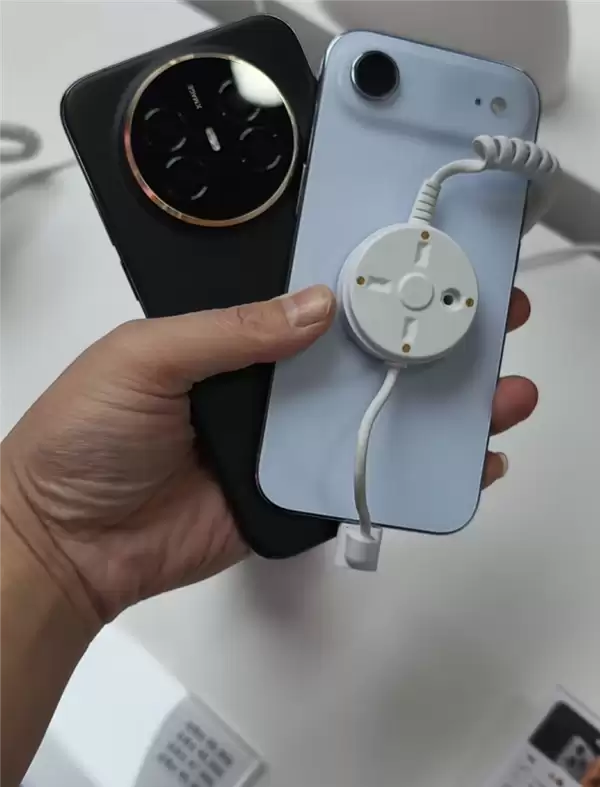 都叫Air!华为Mate 70 Air与iPhone Air真机对比来了