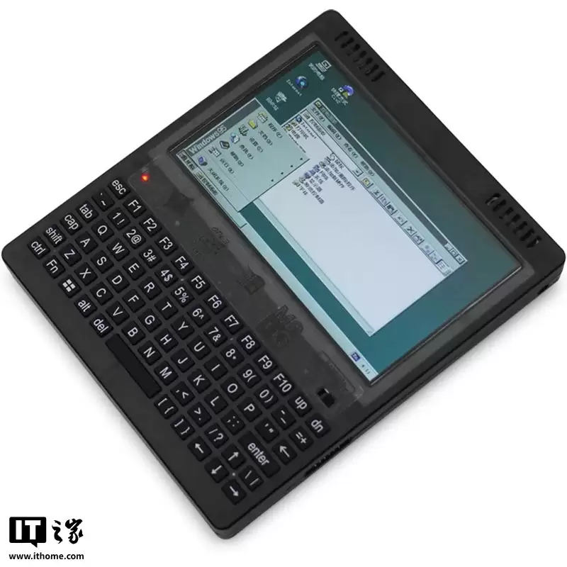 OmniOne 迷你电脑开启众筹:自带键盘 / 触控板。5.7 英寸触摸屏,搭载英特尔 N150 处理器