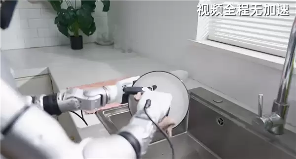 分身术成现实！宇树科技发布全身遥操作平台：同步人类动作、会洗碗做家务
