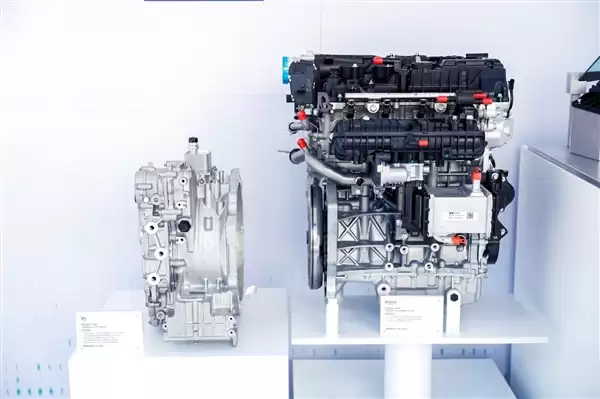 华为自研P1电机实物首次曝光： 发电功率密度高于行业10% 150km/h高速巡航不亏电