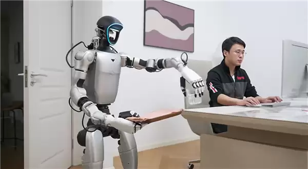 分身术成现实！宇树科技发布全身遥操作平台：同步人类动作、会洗碗做家务