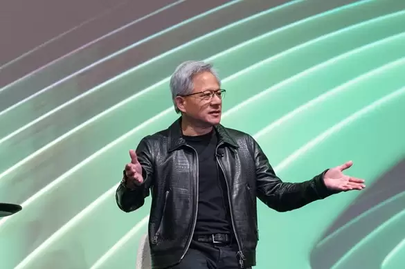 英伟达CEO黄仁勋警告：中国将在AI竞赛中击败美国