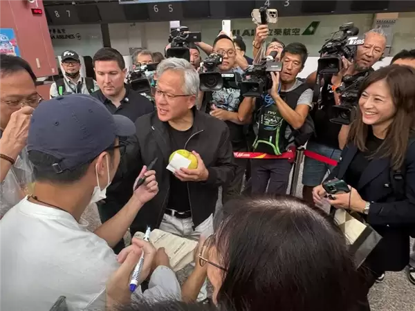 年内第四次:黄仁勋乘专机造访中国台湾!直奔台积电3nm厂区