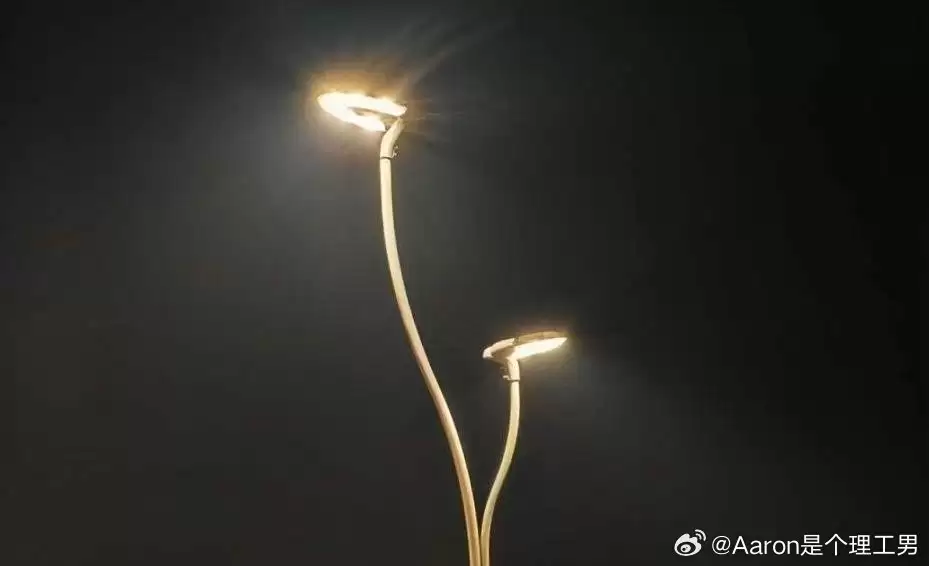 不要贴镜头膜:荣耀影像系统专家称会严重恶化成像清晰度和对比度,后续将上鬼影专用炫光消除功能