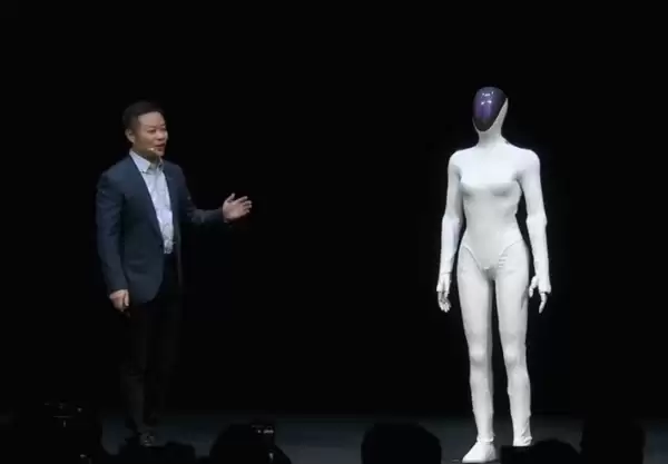 获得对手认可!马斯克点赞何小鹏自证IRON身份视频