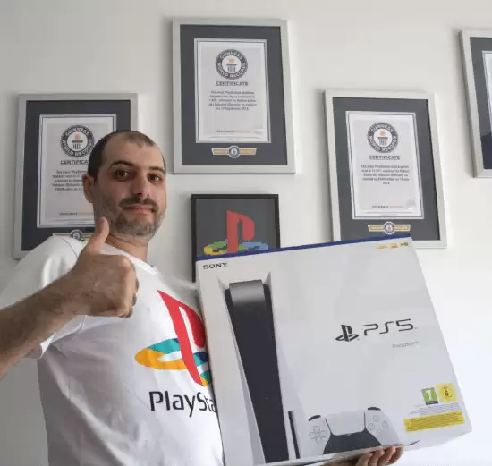 沙特玩家Hakoom因账号封禁事件转投PC平台