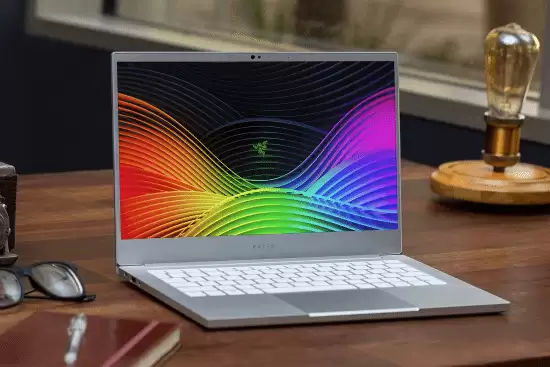 2025年Q3中国笔记本均价突破6800元,高端化转型加速