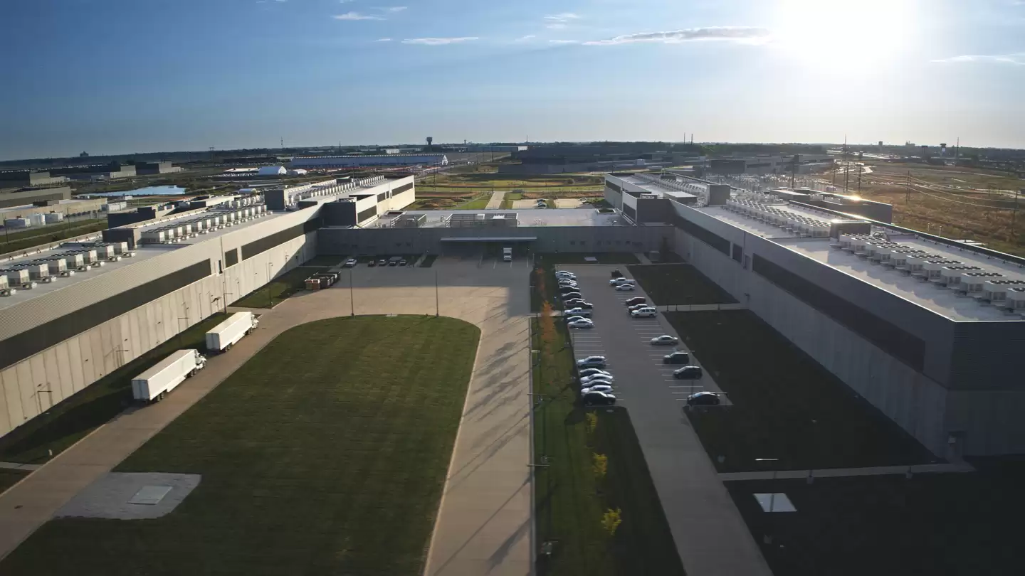 Meta 宣布未来三年将在美国投资 6000 亿美元，重点建设 AI 数据中心