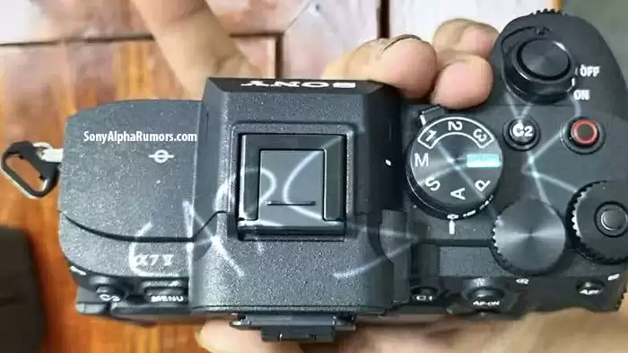 索尼全画幅微单 A7V 前瞻：33MP 传感器。8档防抖、AI芯片，12月初发布