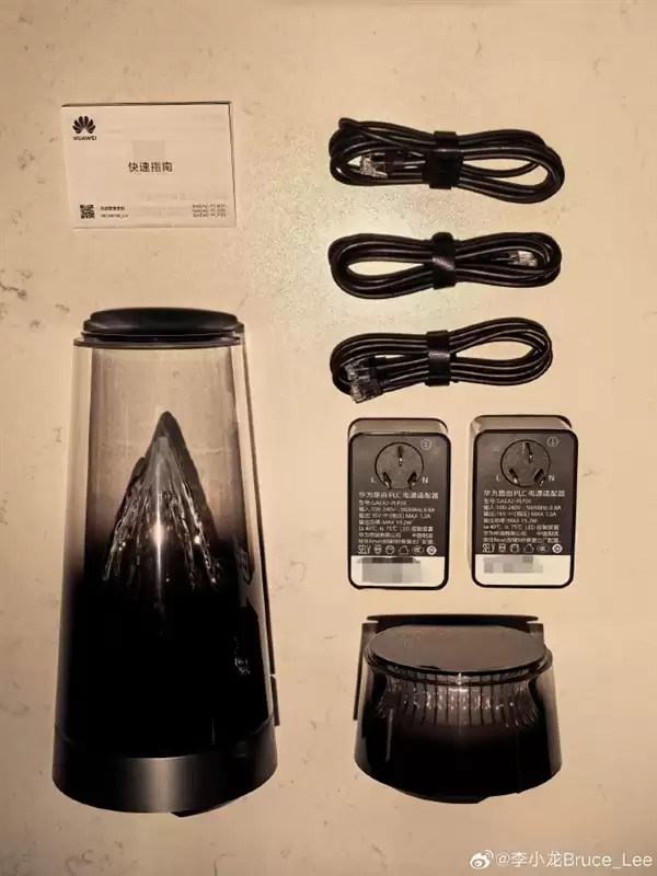 李小龙晒华为路由X3 Pro日晷金山开箱：PLC是没网线的大户型最佳选择